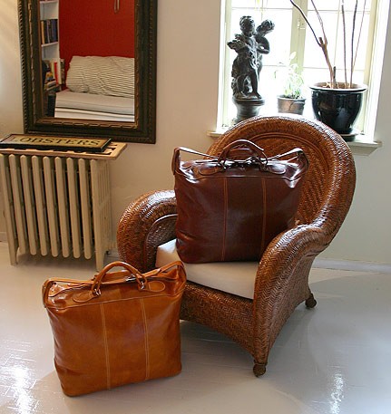 leather weekend bags